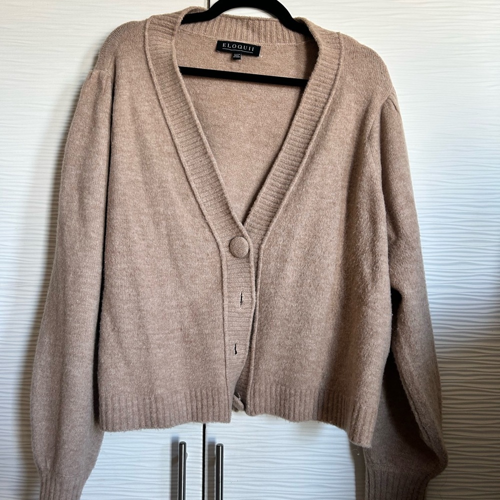 Eloquii Beige Button-Front V-Neck Cardigan